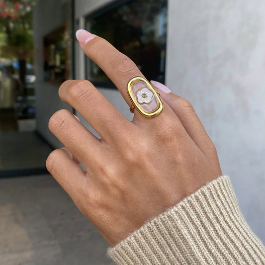 LYNA RING