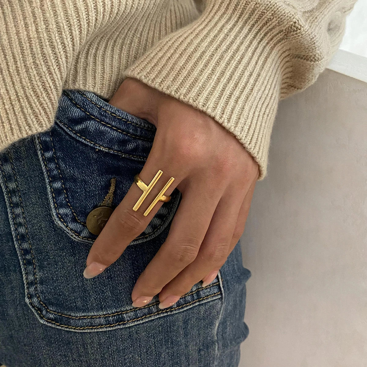 THIA RING