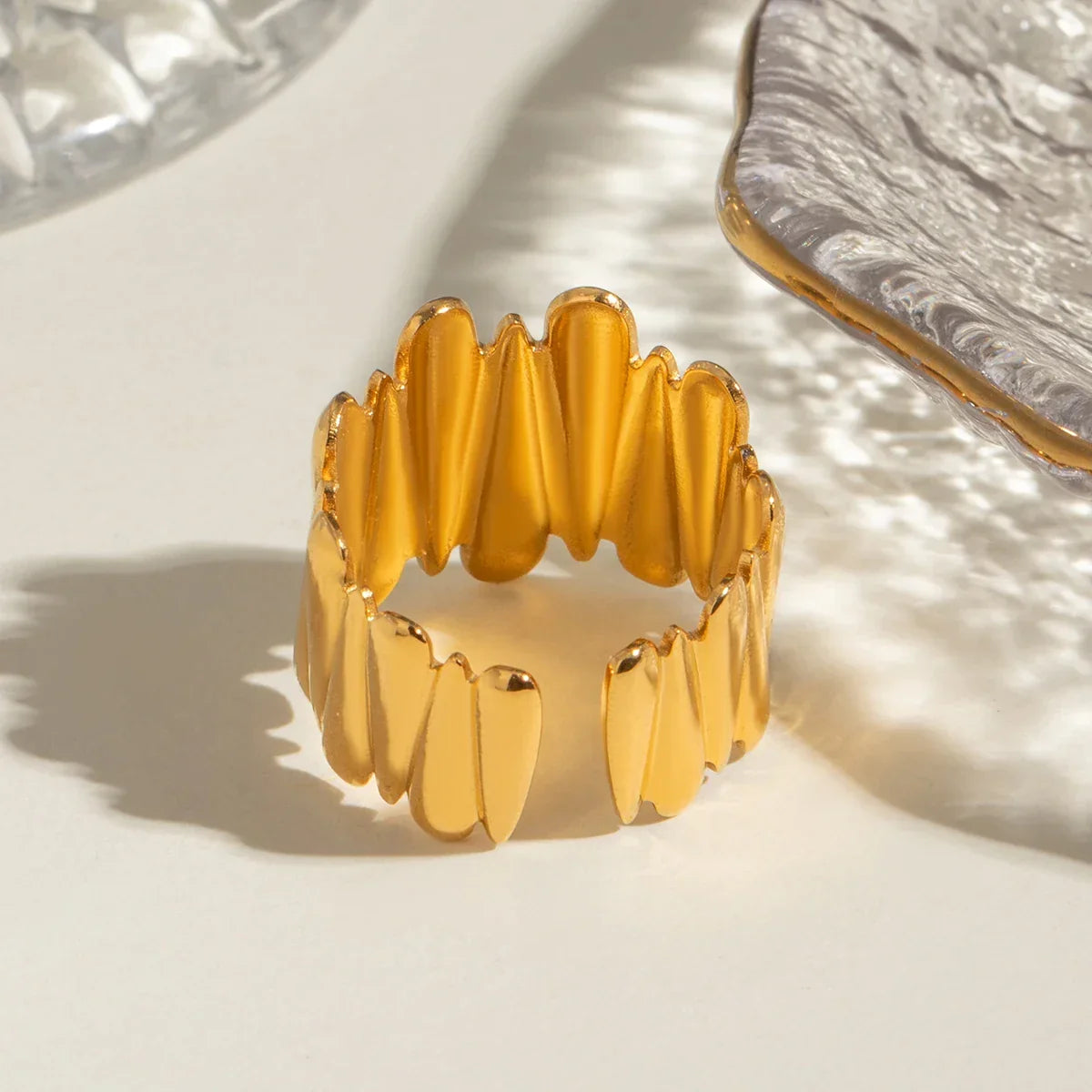 AMYRITH RING